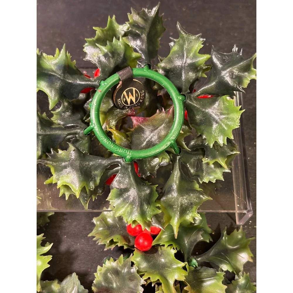 Vintage Plastic Holly Berry Christmas Candle Rings Set of 4 Made in Hong Kong
